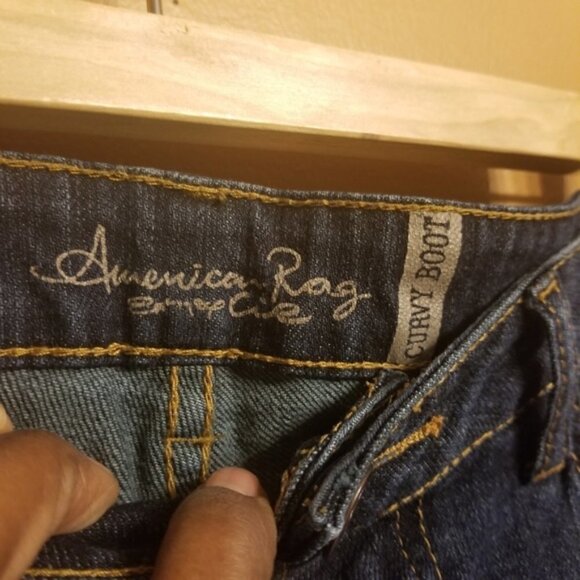 American Rag | Women's (Junior') Dark Wash Curvy Boot Jeans (Size 7S) - Picture 2 of 7